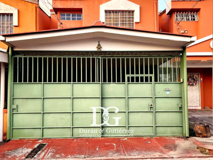 VENDO CASA EN RESIDENCIAL SAN RAFAEL SANTA TECLA 