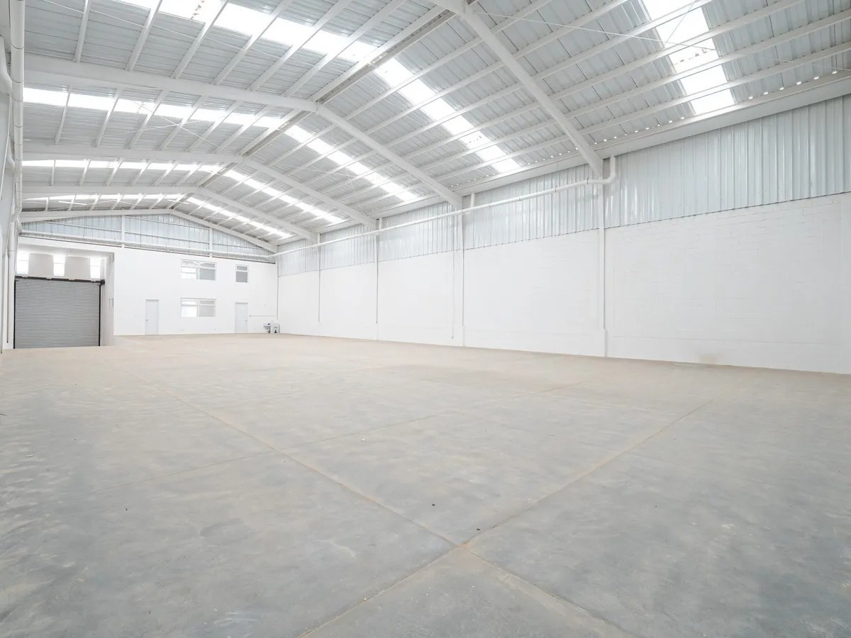 Bodega Nueva en Venta en Carretera a El Salvador.