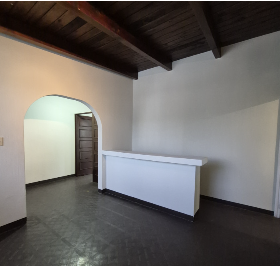 Casa para oficinas en alquiler en zona 15 Guatemala