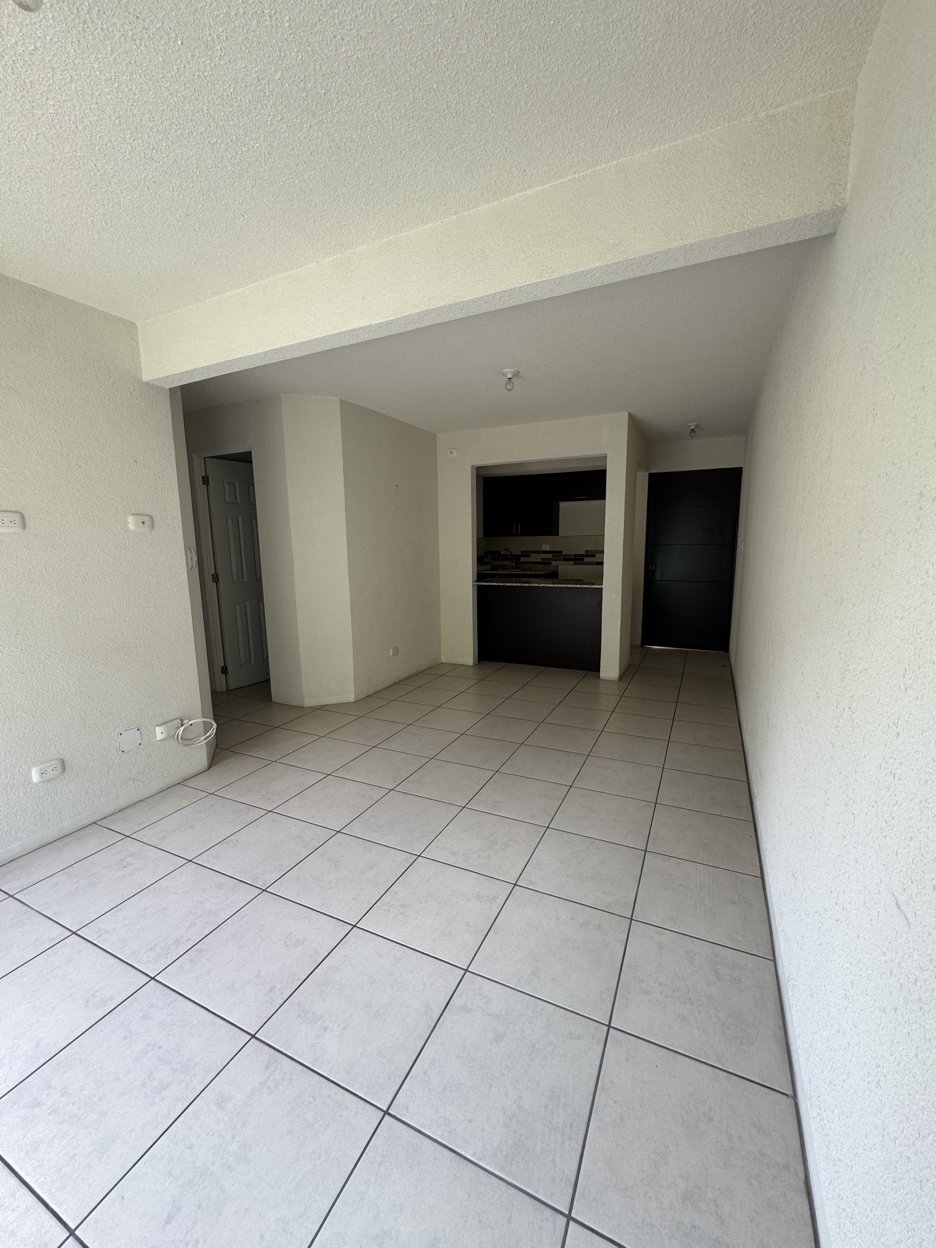 Vendo Apartamento en Edificio Entre Valles Villa Nueva - Image 1