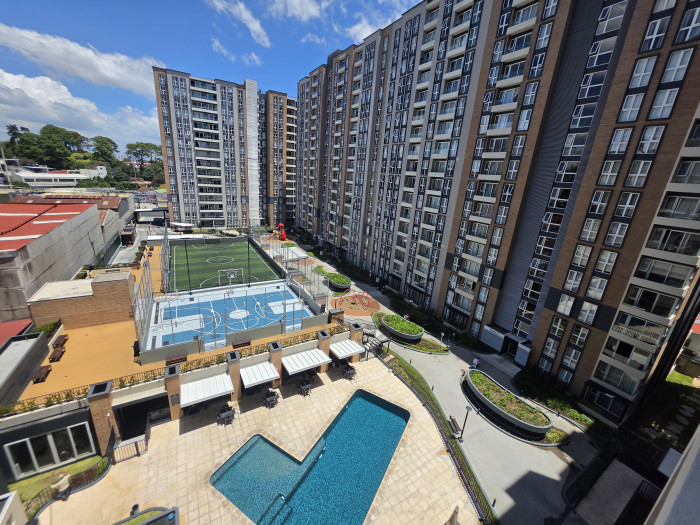 EN VENTA APARTAMENTO EN PARQUE MATEO ZONA 7 - Image 1