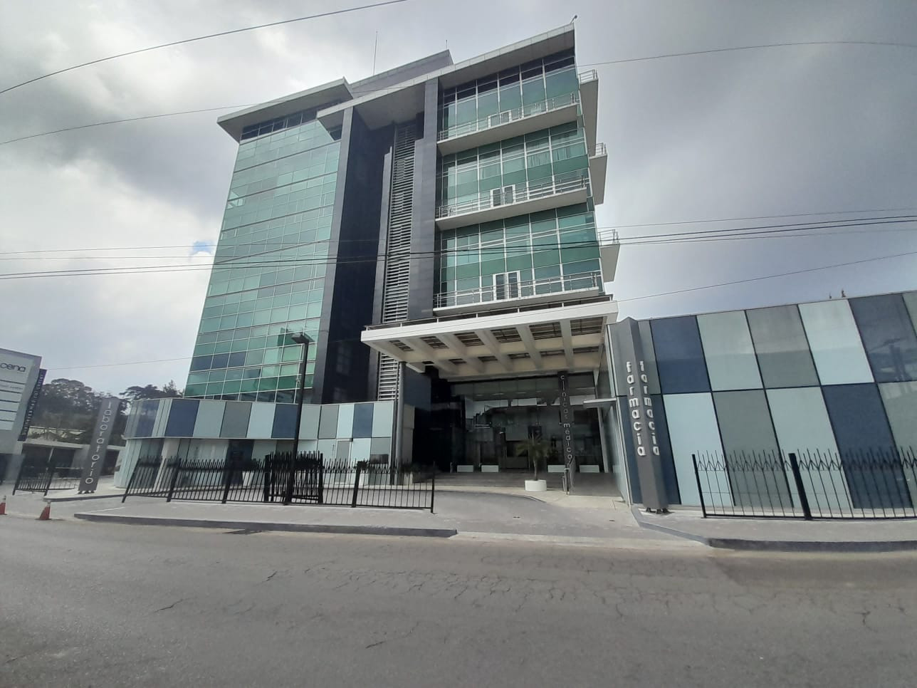 LOCAL EN VENTA, CAES EDIFICIO SCENA