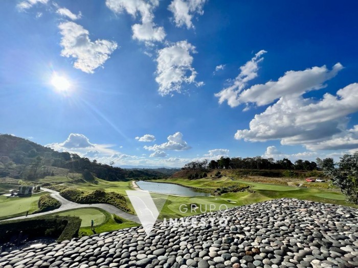 Terreno en venta, El Pulté Golf, Ciudad de Guatemala.