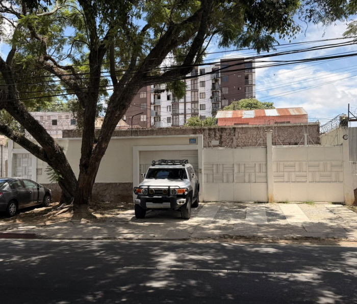 Propiedad Comercial en Renta Mariscal, Zona 11