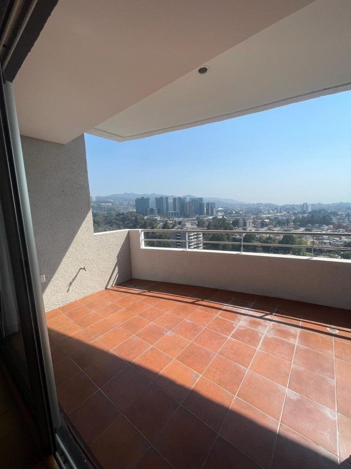 En Renta amplio Apartamento en Zona 15 Vista Hermosa - Image 1