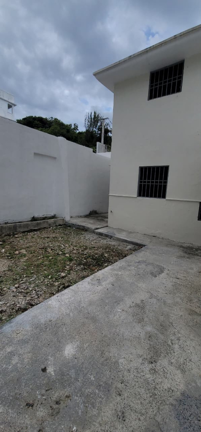 Casa en Altos de Arroyo Hondo