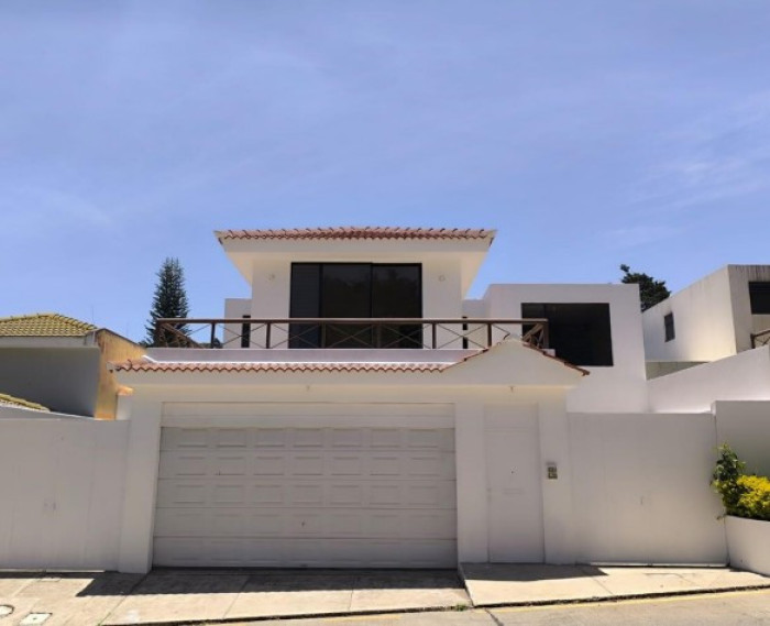 CASA EN VENTA EN TERRAVISTA, FRAIJANES