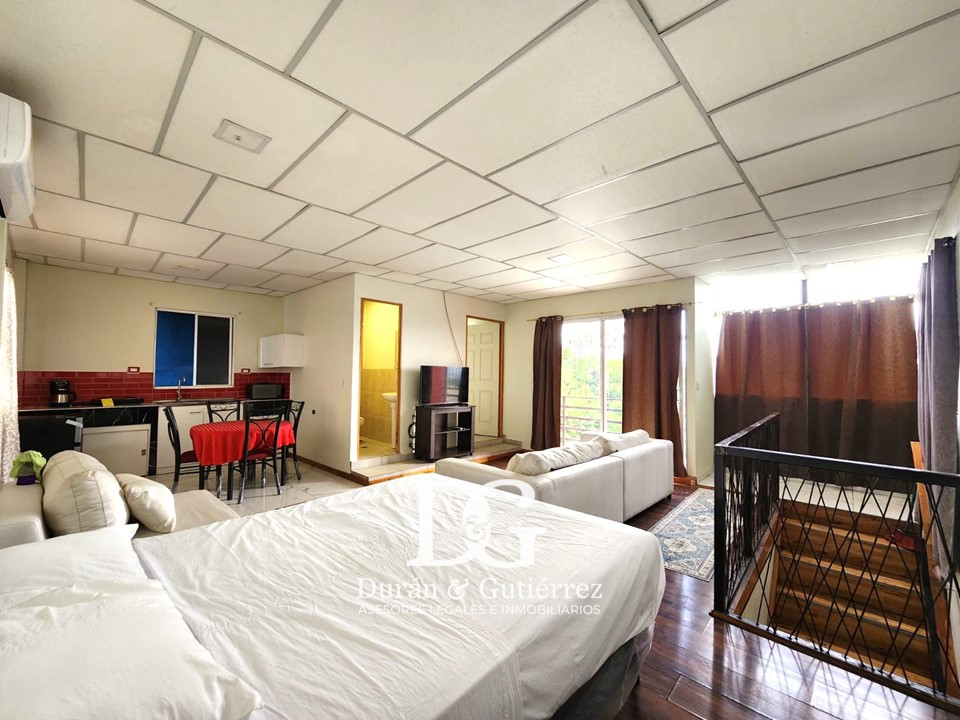 ALQUILO APARTAMENTO AMUEBLADO CON VISTA (TIPO ESTUDIO)