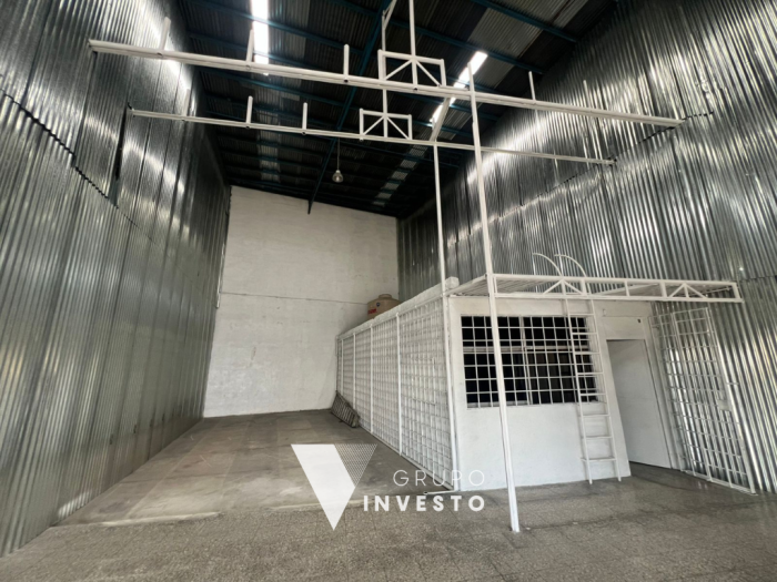 Renta de bodega comercial, Km 18.5 ruta Interamericana.