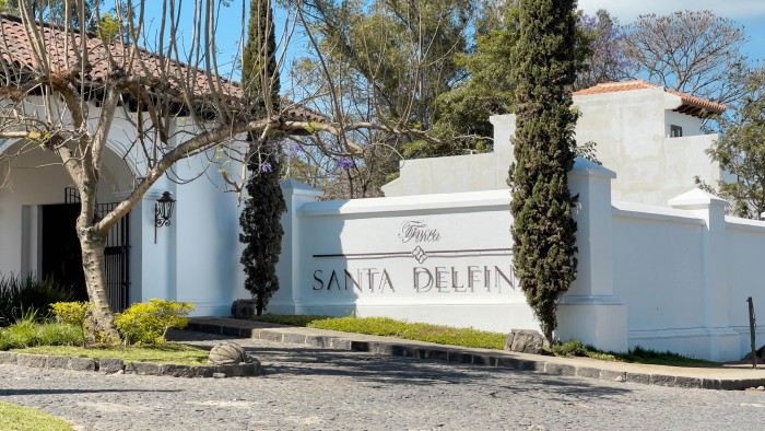 Santa Delfina Fase 1