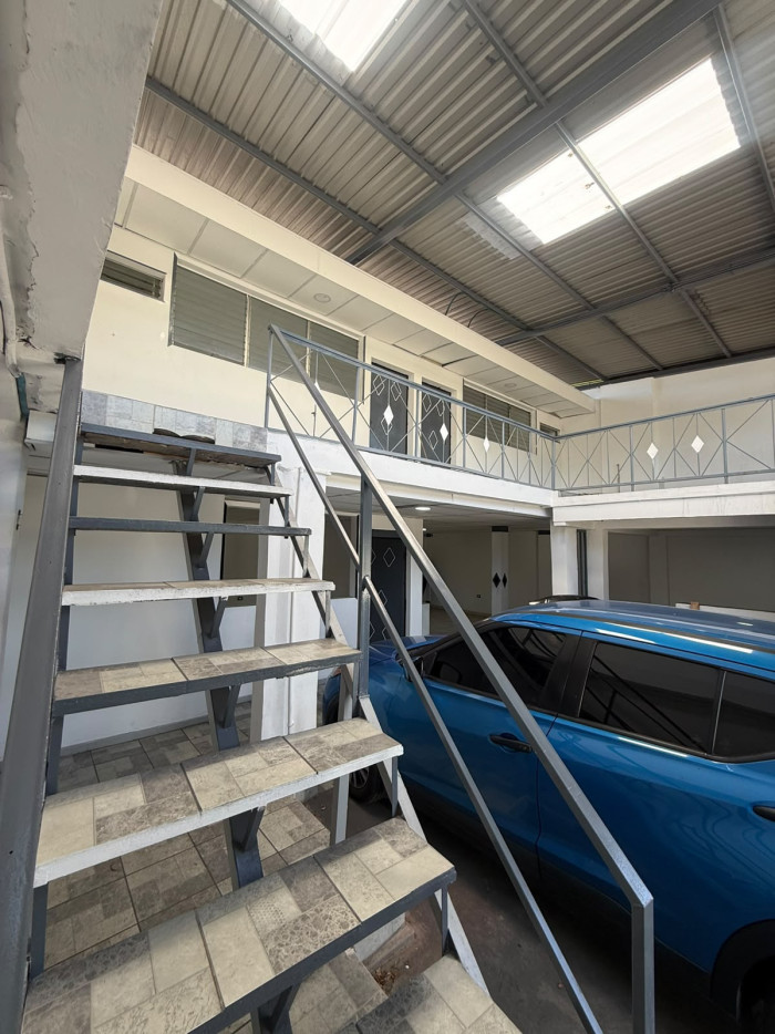 Casa Comercial en Venta en San Salvador 