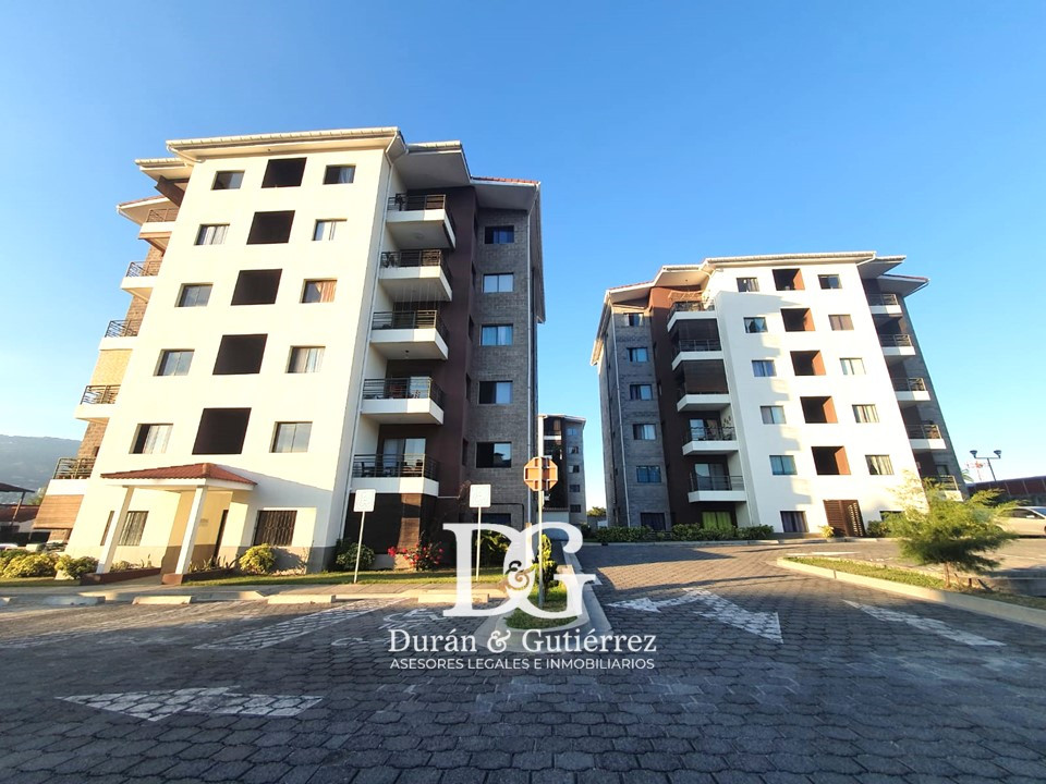 ALQUILO APARTAMENTO EN BOSQUE DE LA FLORESTA 