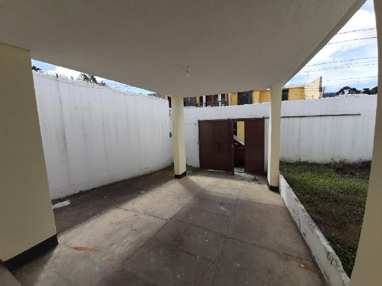 Casa en venta Residenciales Santiago, zona 4 de Mixco