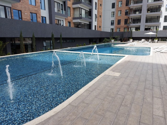 Venta de apartamento casi nuevo en Parque 15, zona 15.