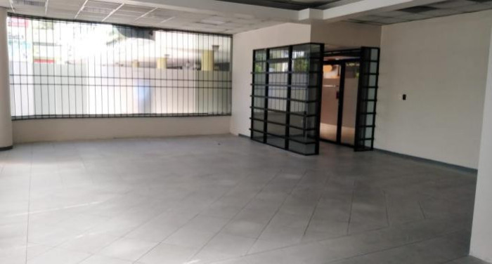Local Comercial en Venta Avenida Petapa Zona 12