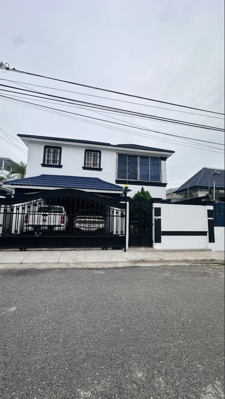 Casa en Jardines del Norte