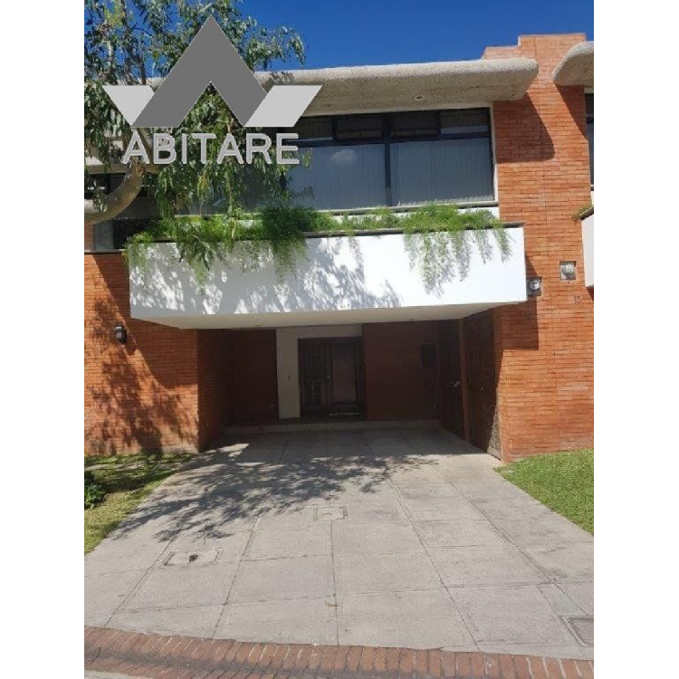 Casa en venta en Jardines de San Lázaro