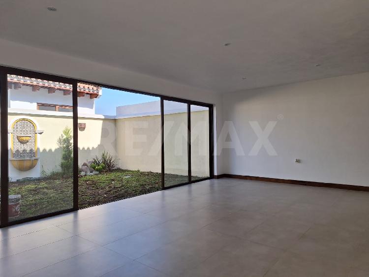 LINDA CASA EN VENTA EN RESIDENCIALES LOS FRANCISCANOS