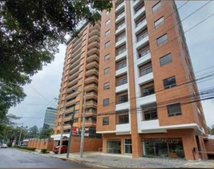 APARTAMENTO TORRE SALVATTORE ZONA 10