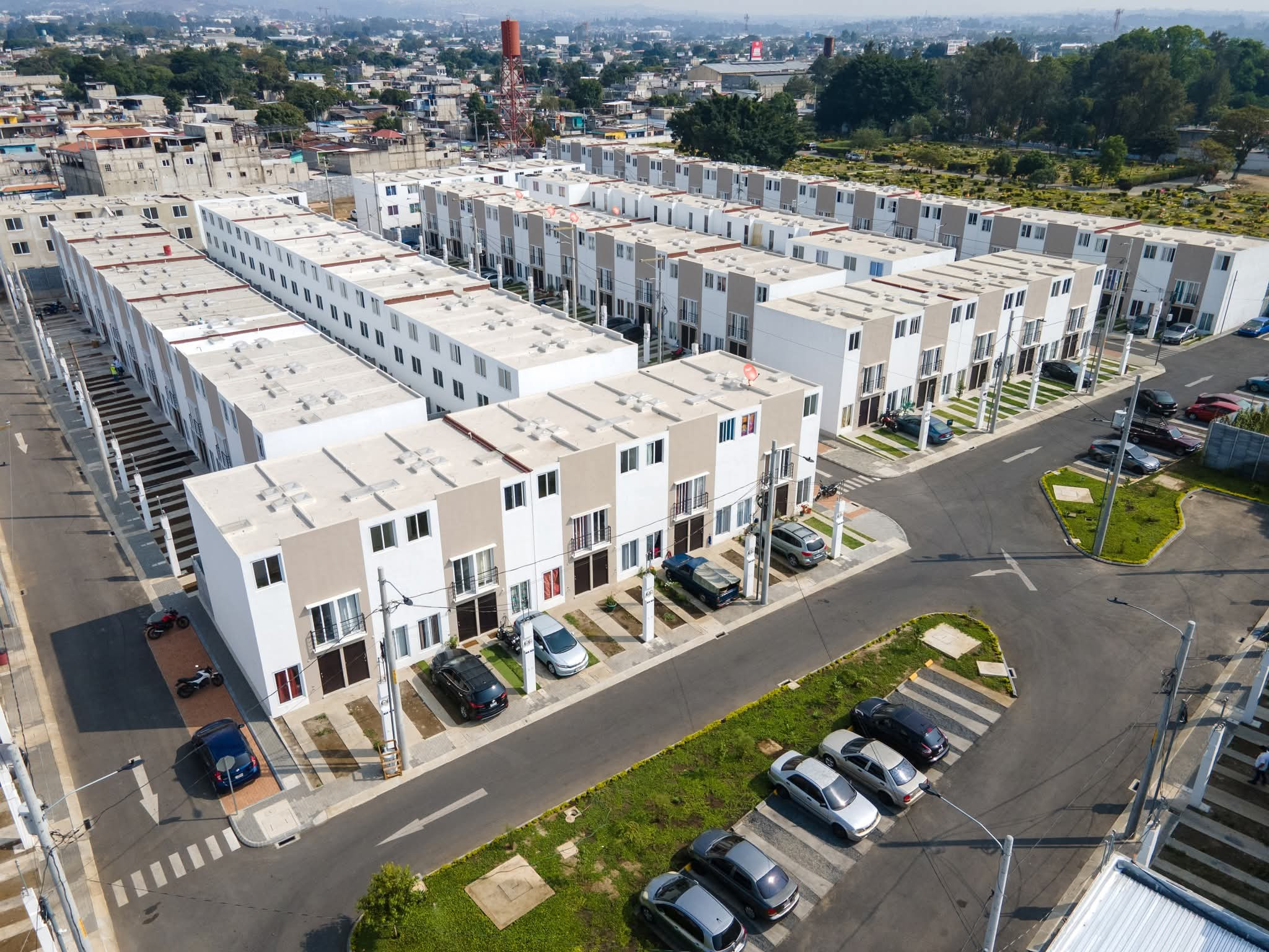 RENTO CASA EN CONDOMINIO VILLA METRO, VILLA NUEVA