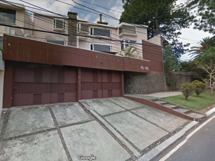 CASA PARA OFICINAS EN #RENTA SOBRE BOULEVARD LA MONTAÑA