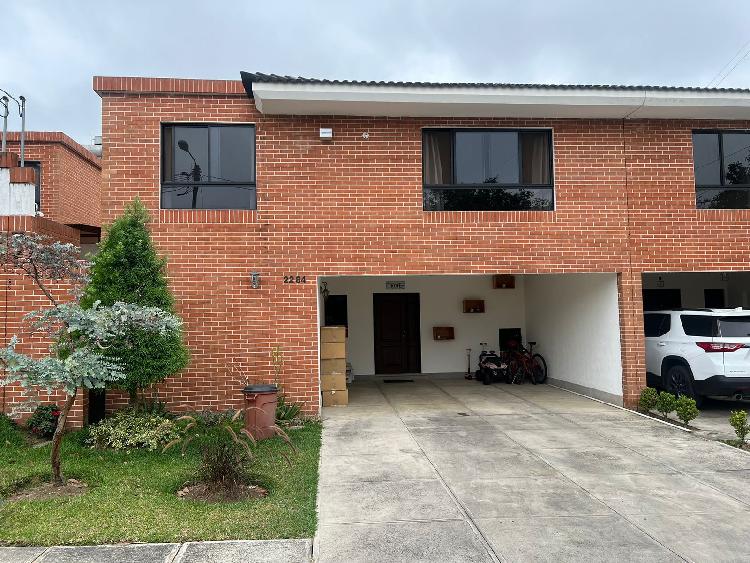 Casa en Venta zona 16 Portal de San Isidro