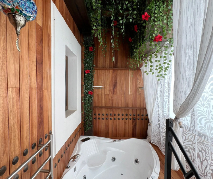 APARTAMENTO AMUEBLADO EN LIRIOS DE CAYALÁ