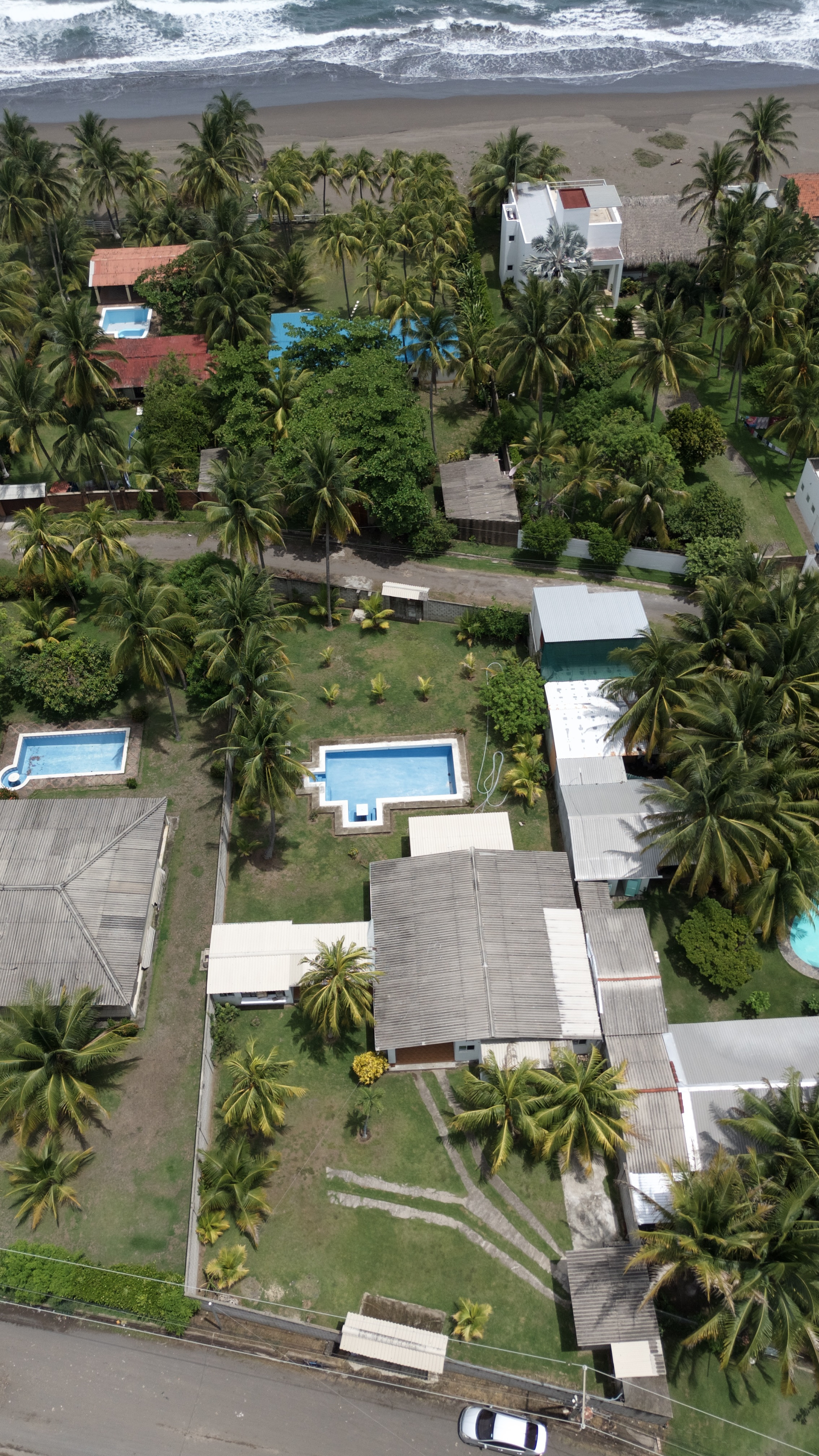 Propiedad en venta en Costa Azul Sonsonate