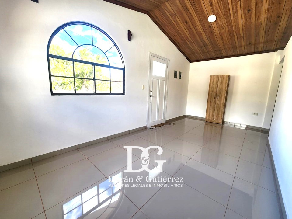 ALQUILO APARTAMENTO EN SANTA TECLA 
