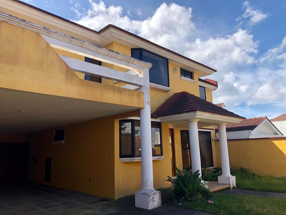 Venta de amplia casa en Colinas de Andalucía, CAES