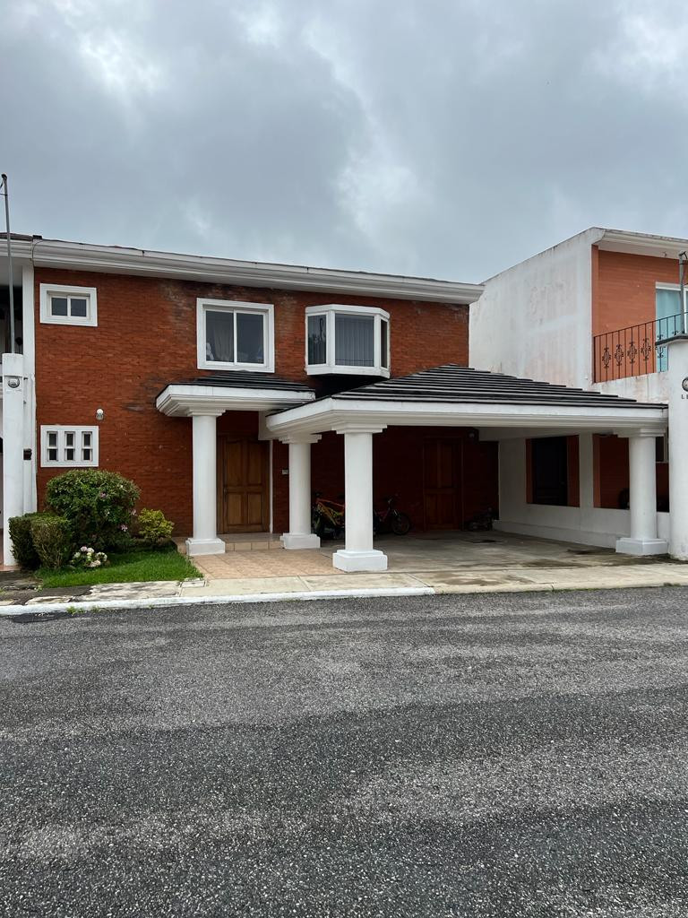 Vendo Casa En residenciales santa Clara km 18.5 Caes