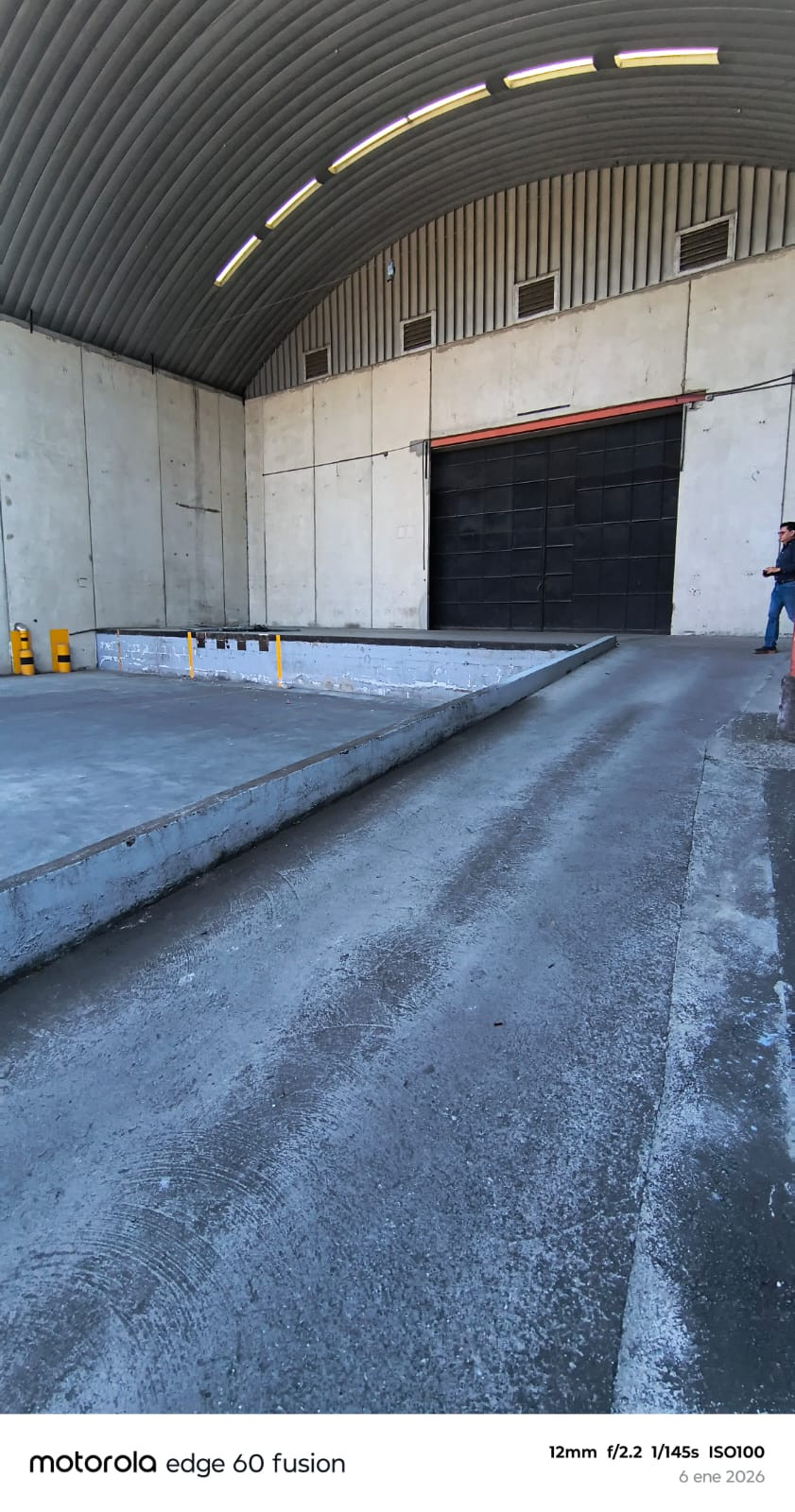 Alquilo Bodegas en el Frutal zona 5 Villa Nueva 