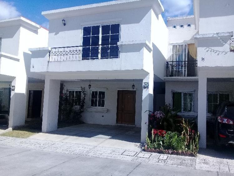 VENDO CASA EN CONDADO SAN NICOLAS ZONA 4 MIXCO
