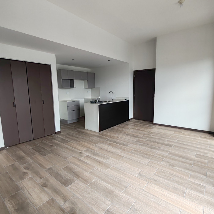 Apartamento de 3 Habitaciones en venta Altaire z.11
