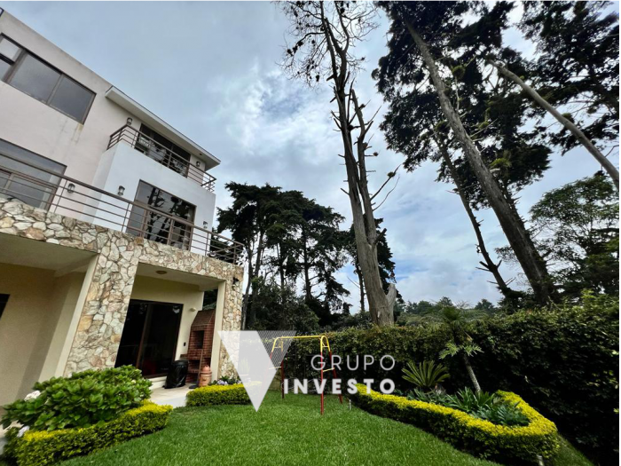 Venta de amplia casa en El Socorro, Km. 12.5, CAES 