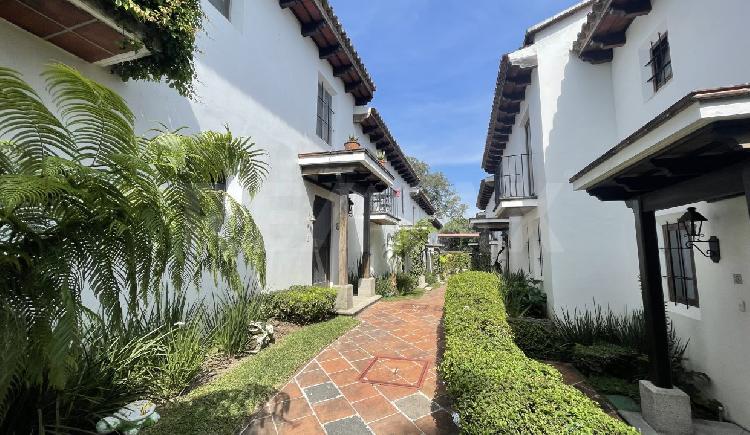 CASA EN RENTA EN SAN JUAN DEL OBISPO
