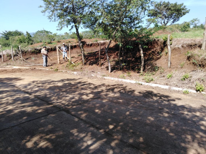 2 TERRENOS ALDEA DOLORES 