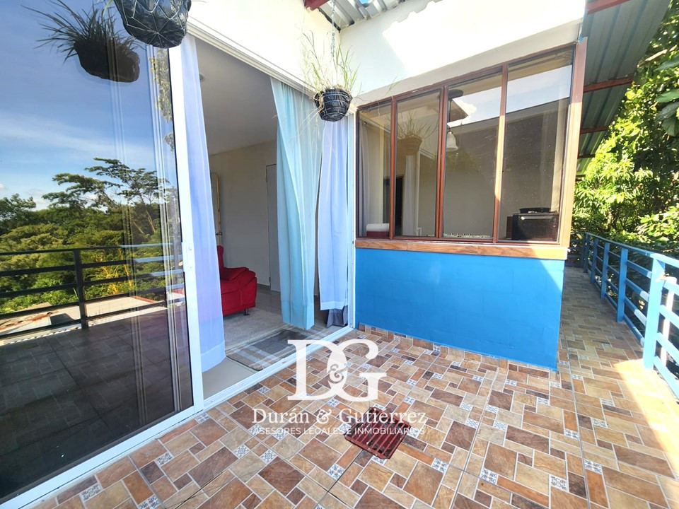 ALQUILO APARTAMENTO AMUEBLADO ZONA MIRALVALLE 