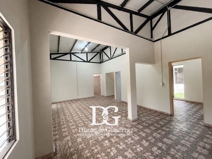 ALQUILO CASA EN REMODELACIÓN EN LA RÁBIDA