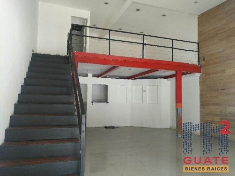 Local de 90 m2 de construcción en Renta, Zona 10