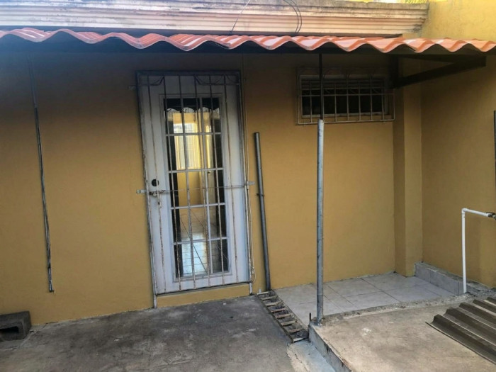 CASA EN VENTA RESIDENCIALES LOS ARCOS SAN MIGUEL PETAPA — foto 7