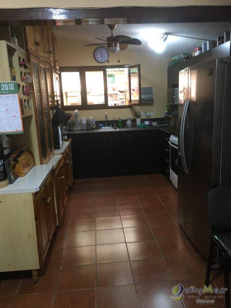 En venta casa San Pedro Las Huertas Antigua Guatemala - Miniatura 6