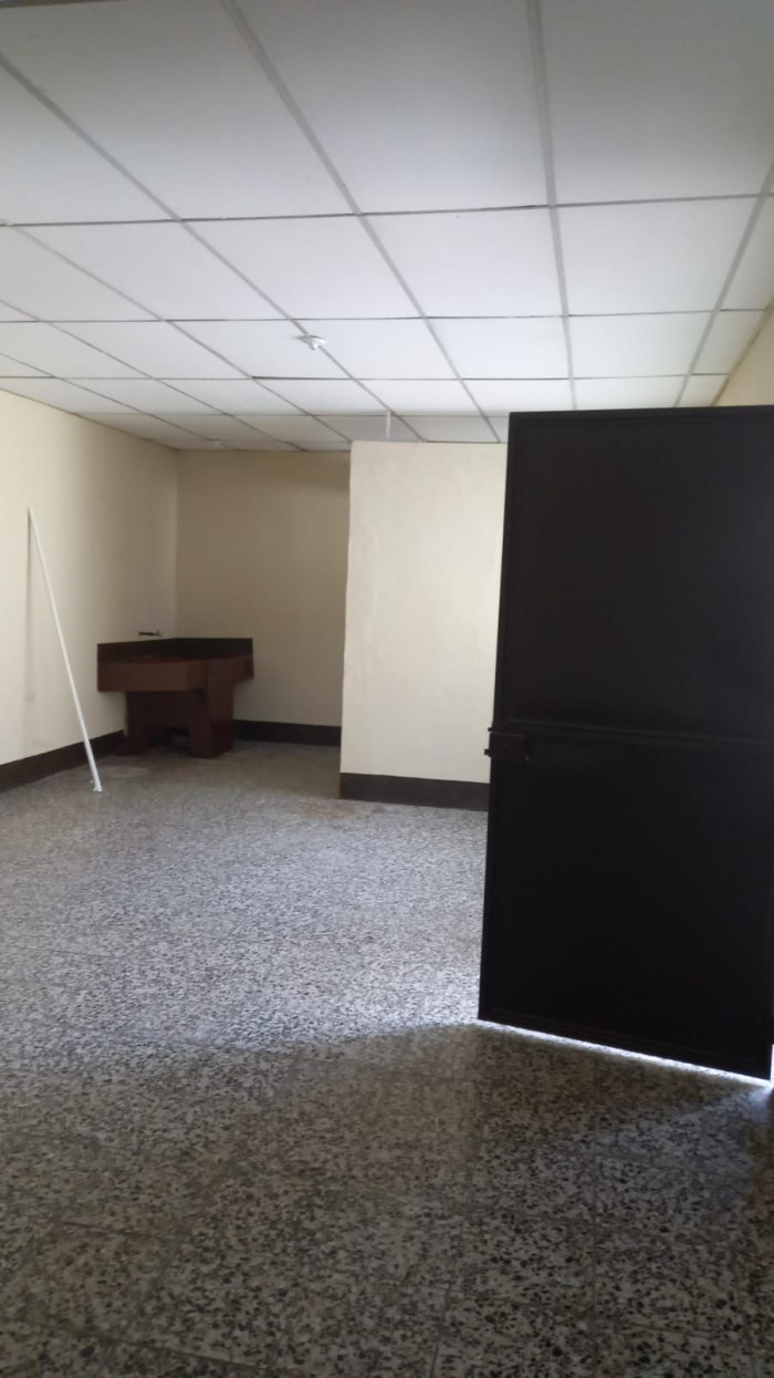 VENDO PROPIEDAD COLONIA ATLANTIDA ZONA 17 - 3