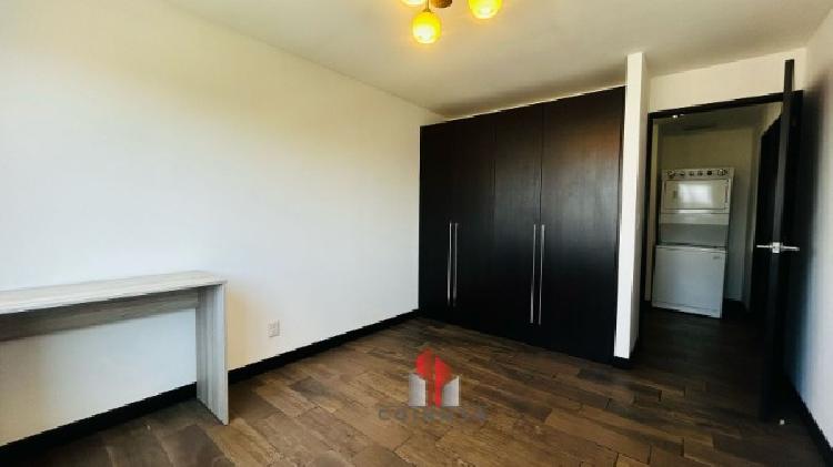 Apartamento amueblado en renta zona 10 / Verona — foto 4