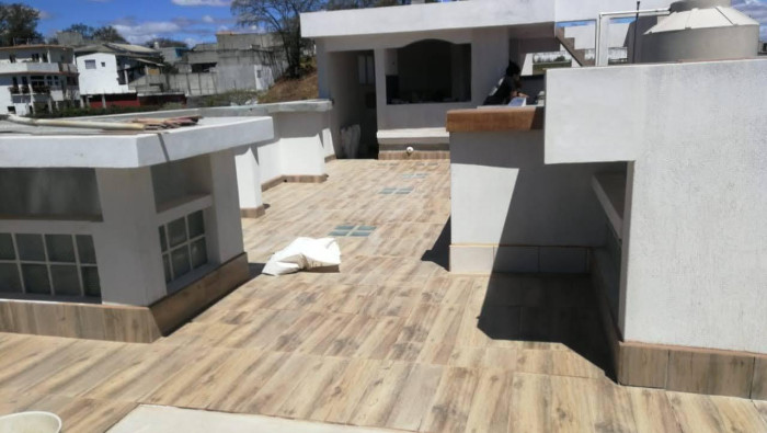 EDIFICIO EN #VENTA ZONA 11