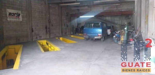 Local de 440 m2 de construcción en Venta, Zona 02 - 2