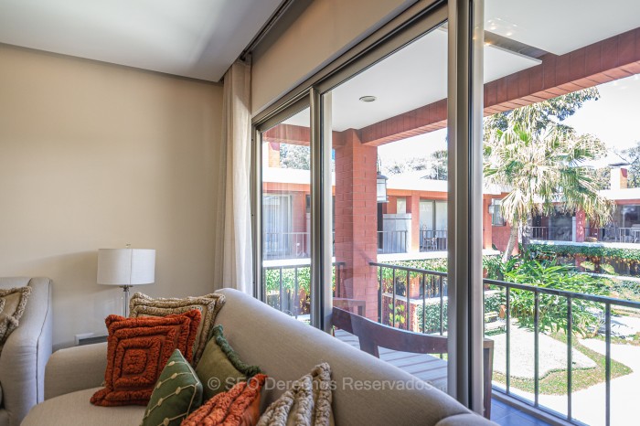 Apartamento Amueblado en Zona 10 en Renta - Image 3