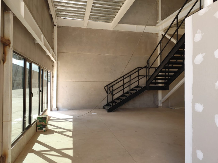 Bodega en venta, Zona Industrial Uno, km. 15 CAES. - 6