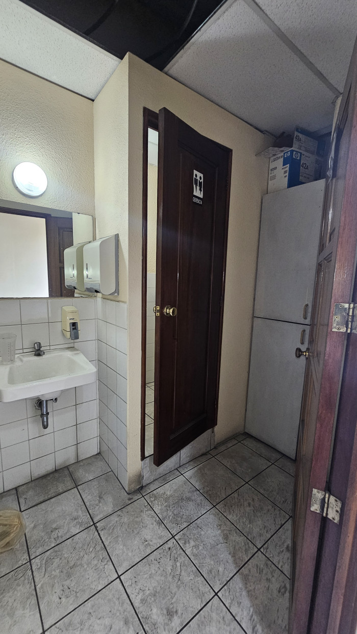 LOCAL EN #RENTA EN ZONA 9 — foto 15