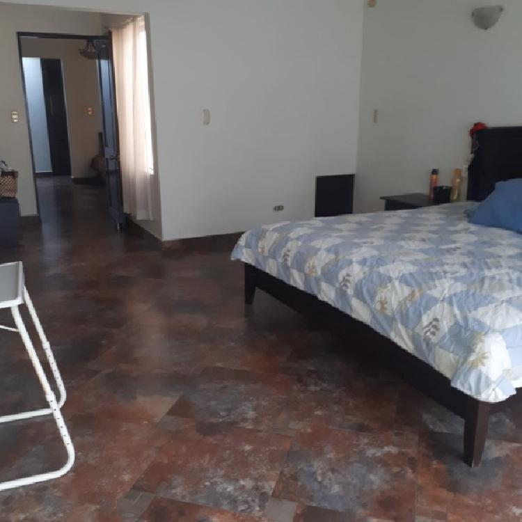 Vendo Casa remodelada en zona 16, Puerta de Hierro Ref — foto 4